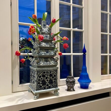 Antique Chinese 6 piece tulip vase